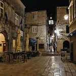 Bb I