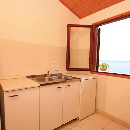 Gorgeous In With Kitchen Appartement *