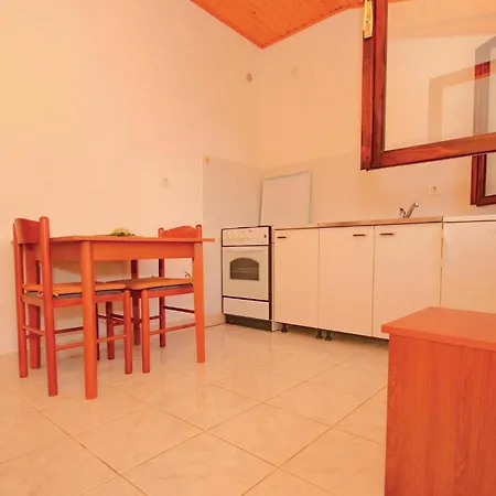 Gorgeous In With Kitchen
