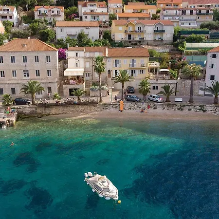 Bb I Appartement Prigradica